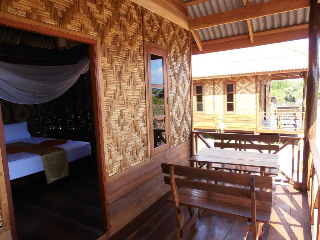 Ban Ban Bangalow Koh Jum Exterior photo