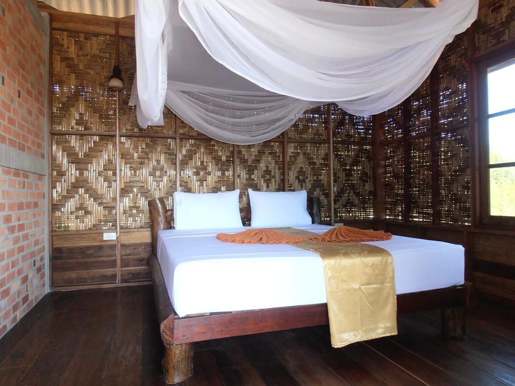 Ban Ban Bangalow Koh Jum Exterior photo