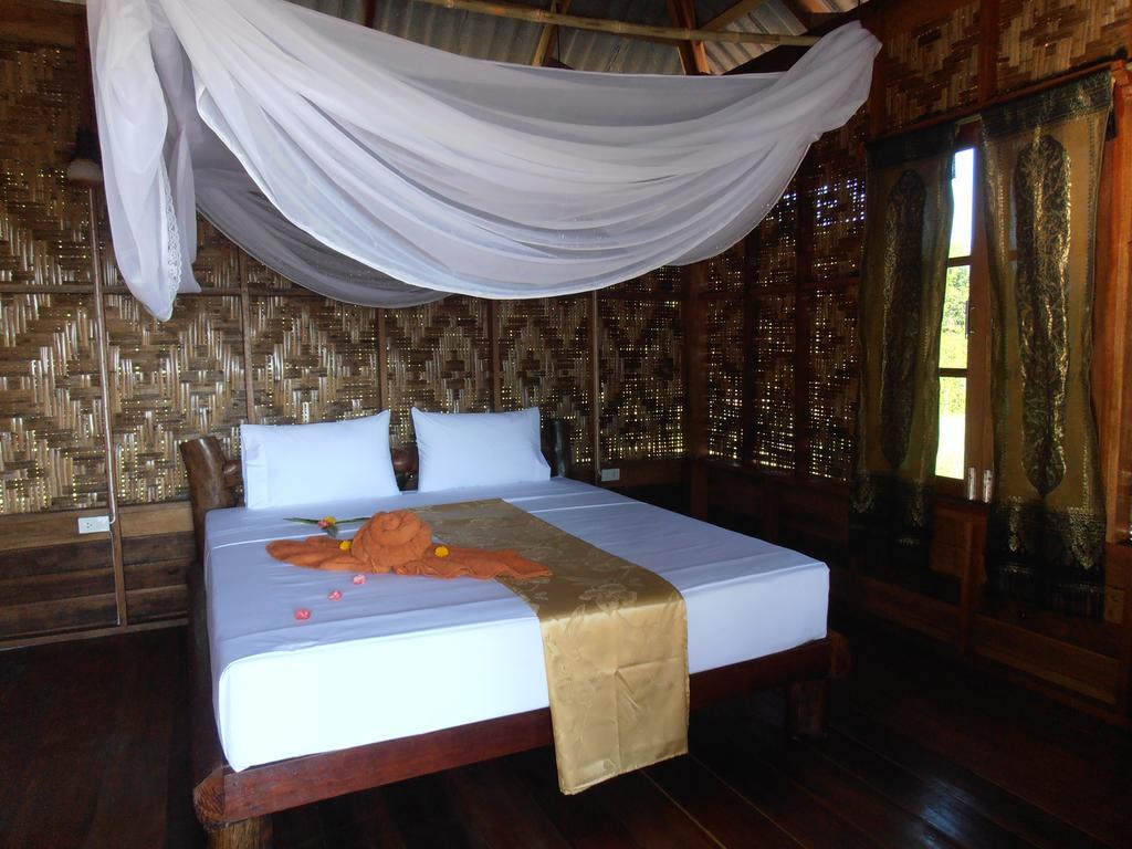 Ban Ban Bangalow Koh Jum Exterior photo